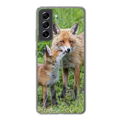 Produktbild von MuchoWow® Handyhülle Schutzhülle Hülle für Samsung Galaxy S21 FE Füchse - Kind - Gras Silikon Softcase Handy Hülle - Mobiltelefonhülle