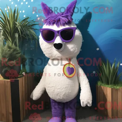 Produktbild von Lavendel-Lama-Maskottchen-Kostümfigur REDBROKOLY mit Badebekleidung und Sonnenbrille