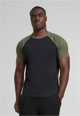 Zdjęcie produktu dla Urban Classics - RAGLAN Contrast T-Shirt schwarz / oliv 4XL