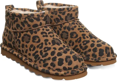 A pair of leopard-print winter boots.