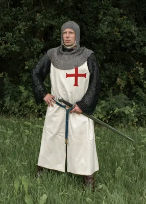 Produktbild von Waffenrock der Templer aus Wolle mit Innenfutter aus Baumwolle - Wappenrock Mittelalterkleidung Herren Ritter
