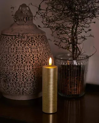 Obrázok produktu pre SIRIUS Vosková LED sviečka Sille, 15cm, zlatá, priem. 5cm