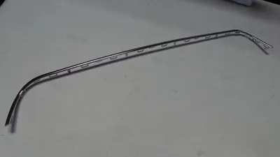 Produktbild von Original VW Amarok '13- Kühlergrill Zierleiste chrom 2HH8533472ZZ