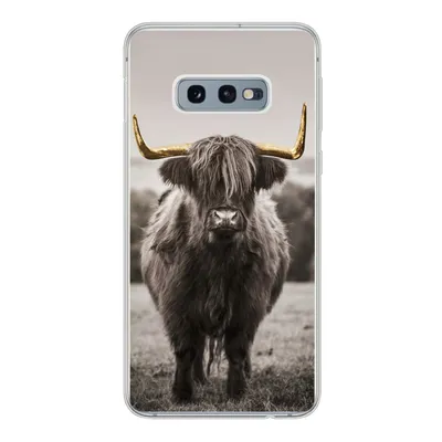 Produktbild von MuchoWow® Handyhülle Schutzhülle Hülle für Samsung Galaxy S10e Schottischer Highlander - Gold - Hörner Silikon Softcase Handy Hülle - Handy