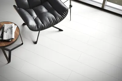 Produktbild von Falquon Vinyl THE FLOOR SPC Stone D2935 Weiß Matt –  Klick-Vinylboden in Steinoptik inkl. Trittschalldämmung, 1 Packung-6 Stück - 1,92 m²