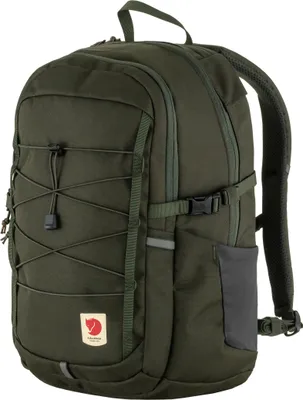 A green Fjällräven Skule 20 L Rucksack is shown against a white background.