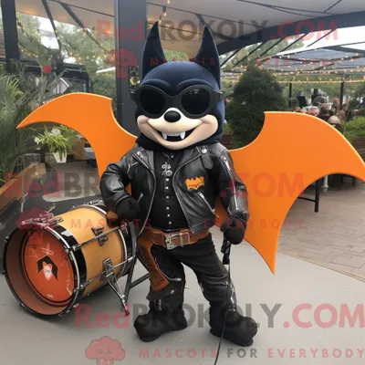 Produktbild von Orangefarbenes REDBROKOLY Fledermaus-Maskottchenkostüm mit Bikerjacke und Aktentasche