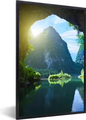 Produktbild von MuchoWow® Gerahmtes Poster Wasser - Höhle - Sonne - Natur - Pflanzen 20x30 cm - Poster mit Schwarzem Bilderrahmen Wandposter Rahmen Foto Bilder - Drucken - Bilder Poster im Rahmen