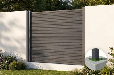 Produktbild von 2 m hoher PRIEL-Verbundzaun in Holzoptik, 150 cm hoch, auf grauen Bodenplatten