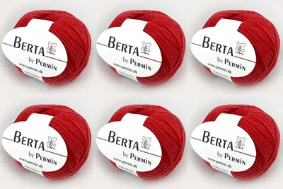 Produktbild von 6 Knäuel Wolle "Berta" von Permin – Wolle-Baumwoll-Mischgarn (Farbe: Weihnachtsrot)