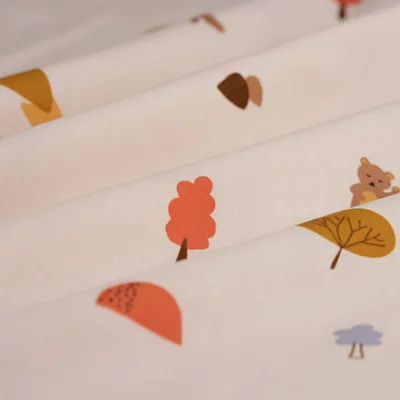 Imagen del producto de Tela de popelín de algodón, estampado de motivos animales, 140 cm de ancho - Multicolor, certificado