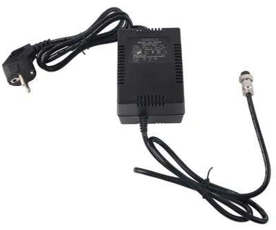Zdjęcie produktu dla 18 V 1,6 A Konsola mikserska, mikser, zasilacz, adapter sieciowy, złącze 3-pinowe