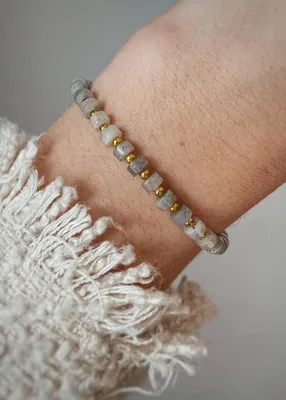 Produktbild von Elastisches Armband mit Labradoriten