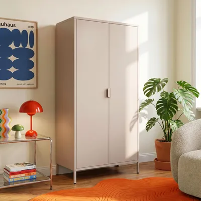 Produktbild von Industrieller Metallkleiderschrank, 170 cm hoch, 2 Türen, 4 Einlegeböden, 2 Kleiderstangen, beige - THEA
