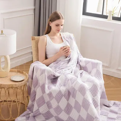Productafbeelding van Mousseline deken, geruit, 230x200 cm, 70% katoen, 30% bamboe, lavendelgeur