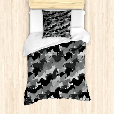 Produktbild von ABAKUHAUS Pferde Mantele, Mustang Herde Tiere, Milbensicher Allergiker geeignet mit Kissenbezügen, 135 cm x 200 cm - 80 x 80 cm, Charcoal Grey Grau Schwarz