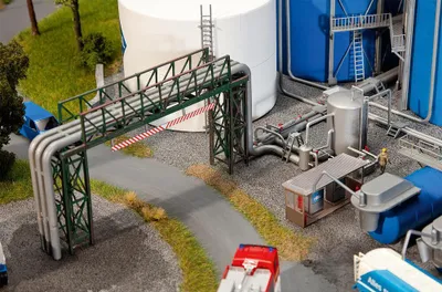 Produktbild von Faller 130487 Rohrleitungen und Abfüllanlage Epoche III