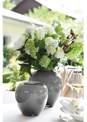 Produktbild von Fink LOSONE, Vase, Opalglas, grau opal, L. 13 cm, B. 13 cm, H. 25 cm, D. 25 cm 115004