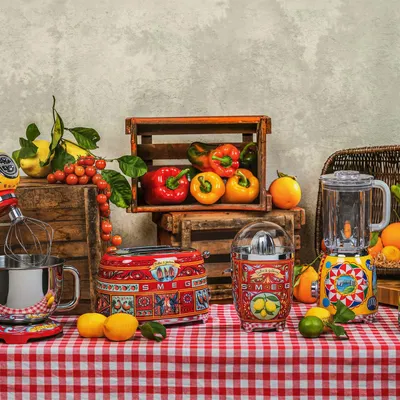 Zdjęcie produktu dla Smeg BLF01DGEU, Blender z funkcją gotowania, 1,5 l, Funkcja pulse, Rozgniatacz do lodu, 800 W, Wielobarwny