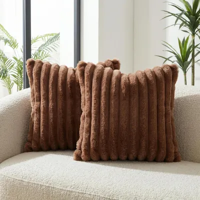 Produktbild von Kissenbezüge 2er Set Flauschig Gestreift Kunstfell 55x5