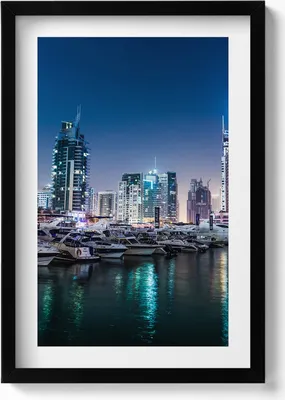 Produktbild von Boote in der nächtlichen Stadt– Wandbild mit Rahmen – Gerahmtes Bild  – Wanddekoration – 40x60 cm –  Schwarz