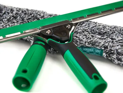 Obrázok produktu pre Unger Fenster Reinigungs-Set Fensterwischer, Mikrofaser-Bezug, Eimer 12 L, 35 cm
