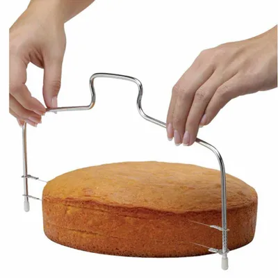 Produktbild von Tools Tortenbodenschneider aus Edelstahl mit 2 Schneiddrähten! Tortenschneider für Kuchen- oder Biskuitböden Die perfekten Torten für jeden Anlass und Feier