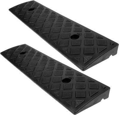 Produktbild von Rutschfester Gummi-Rampenabsatz – Auffahrrampe – Verbesserung der Zugänglichkeit – Hohe Haltbarkeit – 49,5 x 13 x 3 cm – Schwarz