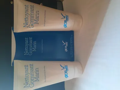 Produktbild von Zartes remineralisierendes Peeling-Gesichtsgel mit Meeresextrakten von NETTOYANT GOMANT MARIN, 2x90 ml