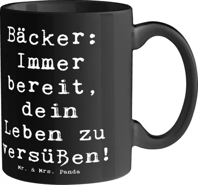 Produktbild von Mr. & Mrs. Panda Tasse mit Spruch Spruch Bäcker Freude - Schwarz - Geschenk, handgefertigte Geschenke, Teetasse, immer bereit, Kaffeebecher, Trinkbecher, Süßes, Backkunst