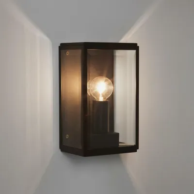 Imagen del producto de Lámpara de pared exterior ASTRO Homefield 130, 60W, casquillo E14, color