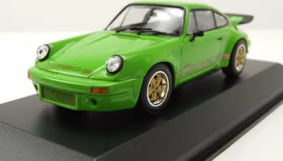 Produktbild von Minichamps PORSCHE 911 CARRERA RS 3.0 - 1974 GREEN 940063121