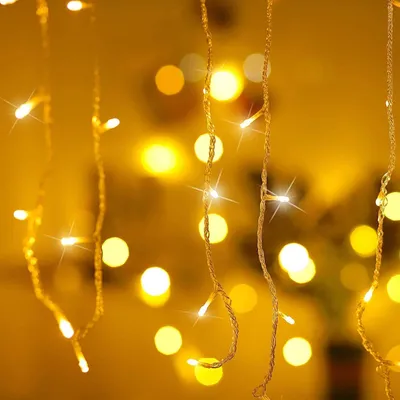 Productafbeelding van Lichtgordijn IJspelen - 35 Meter Warm Wit - 1000 LED - Waterdicht