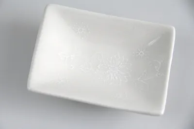 Produktbild von [ ELEGANT ] Snack & Dip-Schale 9 x 6,5 cm / cremeweiß mit floralem Design