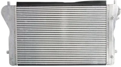 Obrázok produktu pre THERMOTEC DAA015TT Chladič preplňovaného vzduchu LLK pre AUDI A3 Sportback (8PA) Turbo Intercooler
