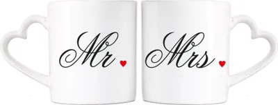 Produktbild von 2er Set Tassen mit Henkel in Herzform und Motiven für Paare (Mr. + Mrs.)