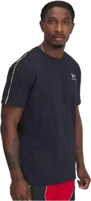 Image de Under Armour T-shirt 1390300-1 in Black color size medium