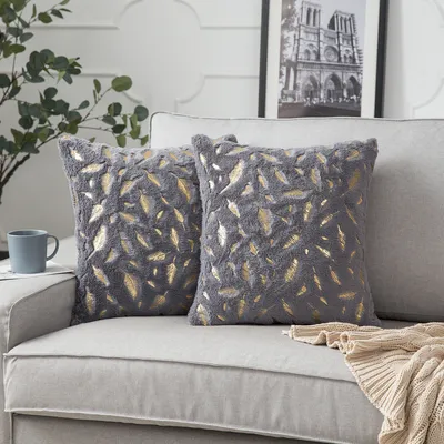 Produktbild von 2er Set Plüsch Kissenbezug 45 x 45 cm Gold Feder Dekokissen Kissenhülle für Couch Sofa Home Bett Deko, Grau
