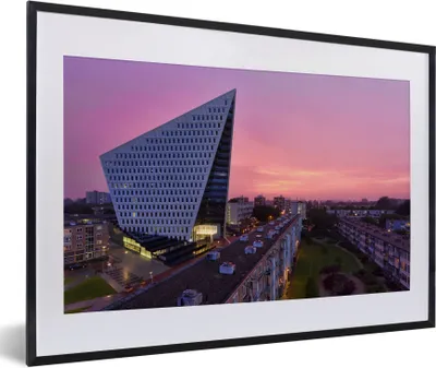 Produktbild von MuchoWow® Gerahmtes Poster Den Haag - Skyline 60x40 cm - Poster mit Schwarzem Bilderrahmen Wandposter Rahmen Foto Bilder - Schlafzimmer - Plakat in Rahmen - Drucken