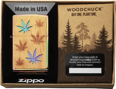 Obrázek produktu pro Zapalovač ZIPPO WOODCHUCK MAHOGANY CANNABIS 60004581