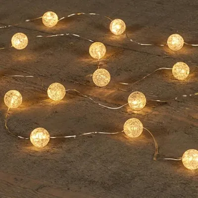 Productafbeelding van Kerstverlichting Snoerverlichting Cracking Bal Warm wit 2 m Anna's Collection