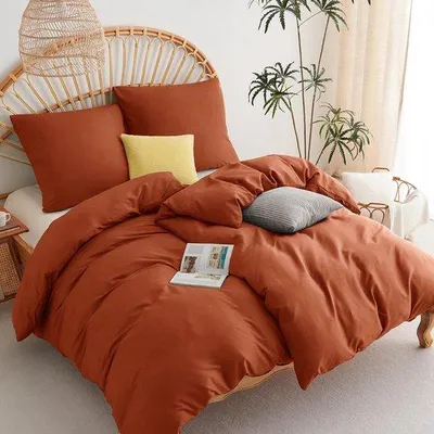 Immagine prodotto di Set di lenzuola in microfibra Ibenzoa® composto da 4 pezzi: copripiumino 135x200 cm con 2 federe 80x80 cm, chiusura con cerniera, colore terracotta