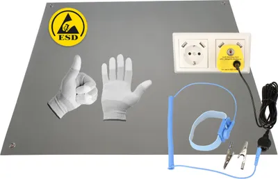 Produktbild von Minadax 60 x 50cm Antistatik ESD Computer Matte Tischmatte „“ inkl. Manschette + 2,4m Verlängerung + ESD Erdungs-Stecker
