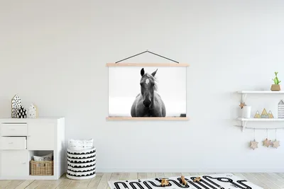 Produktbild von MuchoWow® Textilposter Pferd - Tier - Schwarz - Weiß 120x80 cm mit holzfarbenen Rahmen - Aufhängeset