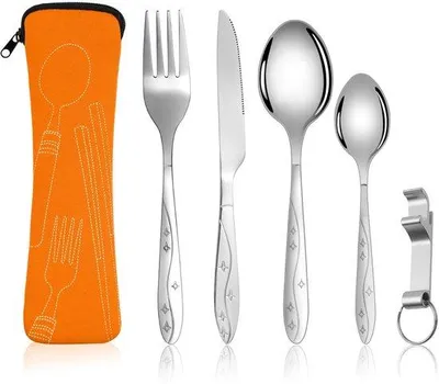 Produktbild von Unyqoos® Kompaktes Campingbesteck aus Edelstahl – 2 Löffel, 1 Messer, 1 Gabel, 1 Korkenzieher und Aufbewahrungstasche für Camping und Picknick