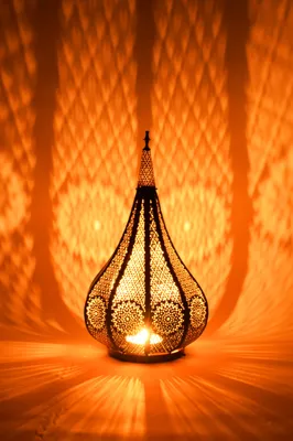 Produktbild von Orientalische Laterne aus Metall Ezana Schwarz 36cm | Marokkanische Gartenlaterne für draußen oder innen | Marokkanisches Orientalisches Windlicht Gartenwindlicht hängend oder zum hinstellen