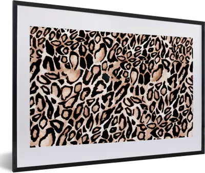 Produktbild von MuchoWow® Gerahmtes Poster Pantherdruck - Braun - Schwarz - Flecken 60x40 cm - Poster mit Schwarzem Bilderrahmen Wandposter Rahmen Foto Bilder - Schlafzimmer - Plakat in Rahmen - Drucken