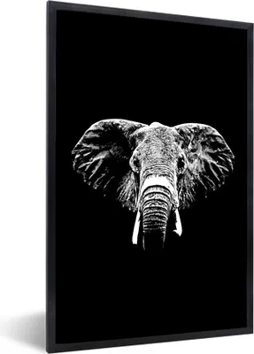 Produktbild von MuchoWow® Gerahmtes Poster Elefant mit abstrakten Elementen vor schwarzem Hintergrund - schwarz und weiß 60x90 cm - Poster mit Schwarzem Bilderrahmen Wandposter Rahmen Foto Bilder - Kunst