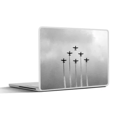 Produktbild von MuchoWow® Laptop Aufkleber Sticker Cover Vintage - Flugzeug - Himmel - Wolken - Schwarz und weiß 31x22.5 cm - Laptop-Deko