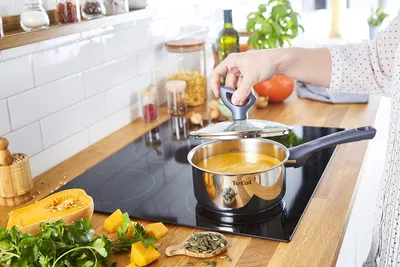 Produktbild von 26 cm Titan Antihaft-Bratpfanne - Perfekt für jede Wärmequelle